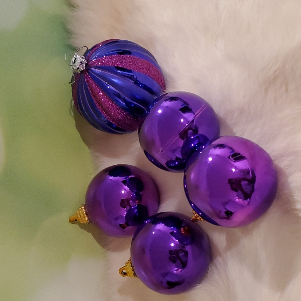 Lot of 5 purple magenta Christmas ornaments 1 glittered festive centerpiece - Picture 2 of 4